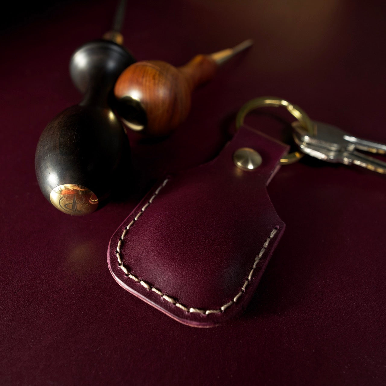AirTag Keychain with Solid Brass Hardware, Full Grain Leather - Market