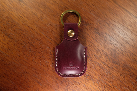 AirTag Keychain with Solid Brass Hardware, Full Grain Leather - Market